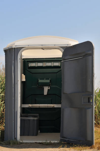 Portable Toilet Options We Offer in Tichigan, WI